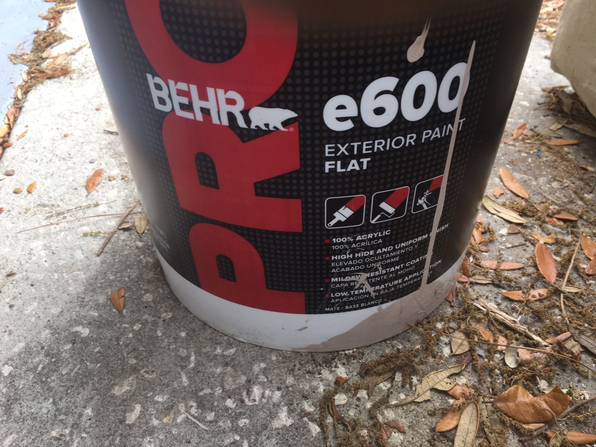 BEHR 5 GALLON EXTERIOR PAINT for Sale in Spring Hill, FL OfferUp