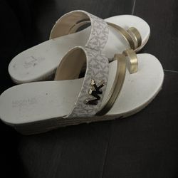 Women MK Heels Size 9