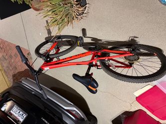 Haro Flightline 24” Mountain Bike – Great Condition