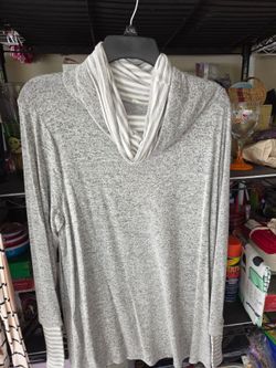 Ladies fall tops. Sz Lg all like new. EACH