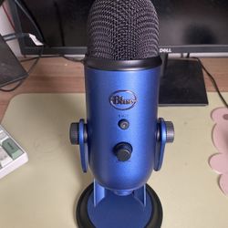 Blue Yeti Premium Multi-Pattern USB Microphone