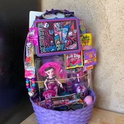MONSTER HIGH EASTER BASKET