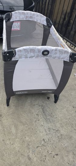 Baby playpen