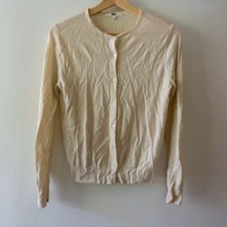 Uniqlo Wool Cardigan Size Small