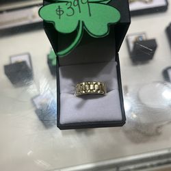 10k gold ring 5.1g