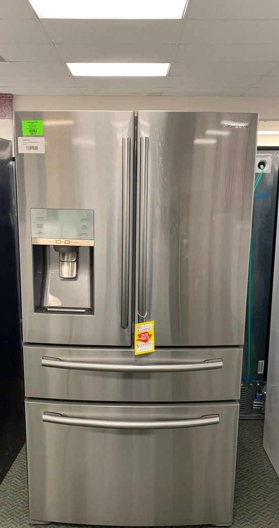 BRAND NEW SAMSUNG REFRIGERATOR WITH WARRANTY