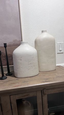 Vases x2