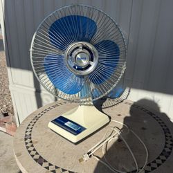 VTG Galaxy 12” Oscillating Fan Retro Blue