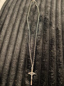 Men’s cross necklace