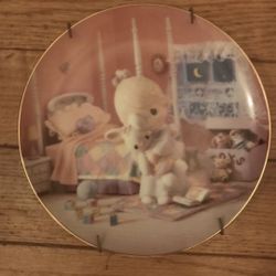 11 Danbury mint Precious Moments collector Plates  (no Box) adorable for kitchen or little girls room or just to coll