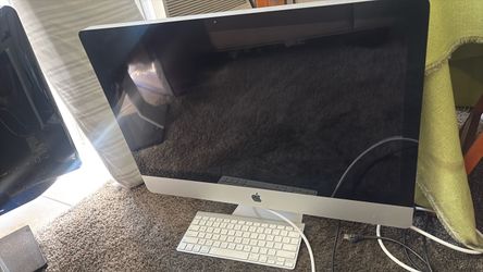 Apple computer