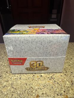 Pokémon TCG 30th Celebration tin box