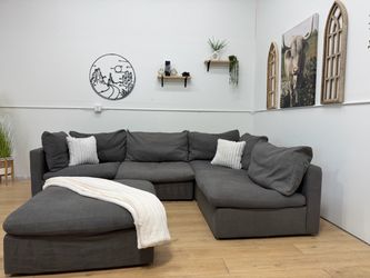 5 Piece Cloud Sectional Couch - Free Delivery