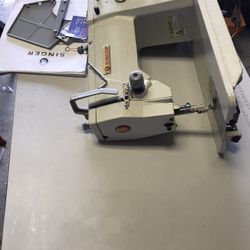 Singer Sewing Machine
