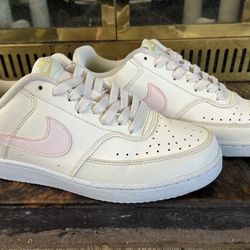 Women’s sz 10 Nike Court Vision Low sneakers Phantom Light Pink and Beige