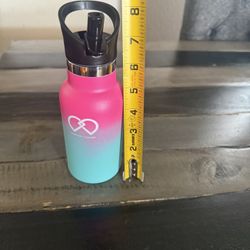 Water bottle 