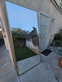 Mirror for the closet panel.