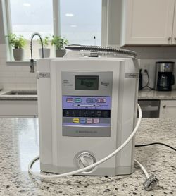BioNTech 500 Water Ionizer.