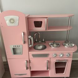 Kid kraft Vintage Wooden Kitchen 
