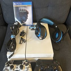 PlayStation 4 with accessories (includes gaming headset)