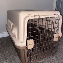 Pet Cargo Carrier/Cage Kennel Dog Crate 25 long x16 wide x18 