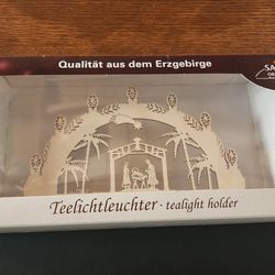 Saico Erzgebirge Made in Germany - Nativity Candleholder Tea Light Teelichtleuchter -  NEW