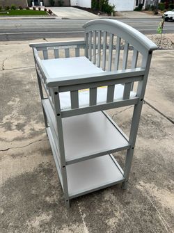 GRACO Pebble Gray Wooden Changing Table With Two Shelves (00524-36F) Brand New