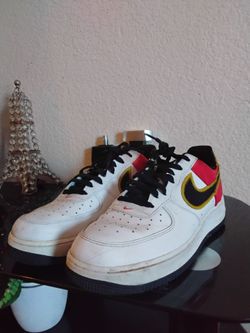 NIke  Air Force 1 "Rayguns" size 9 for Men