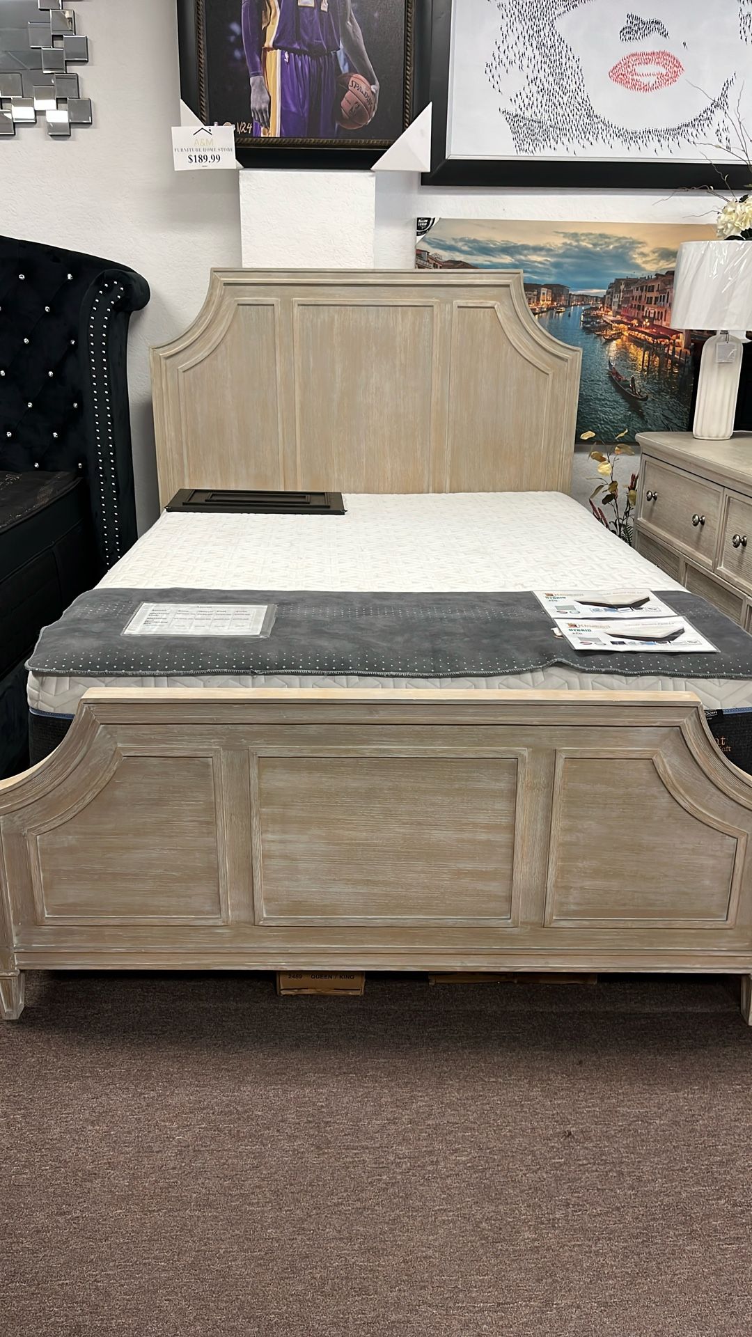 4pc Queen Bedroom Set