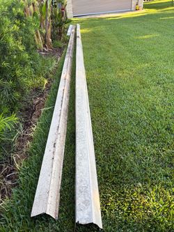Seamless rain gutters