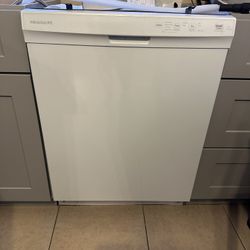  New White Dishwasher