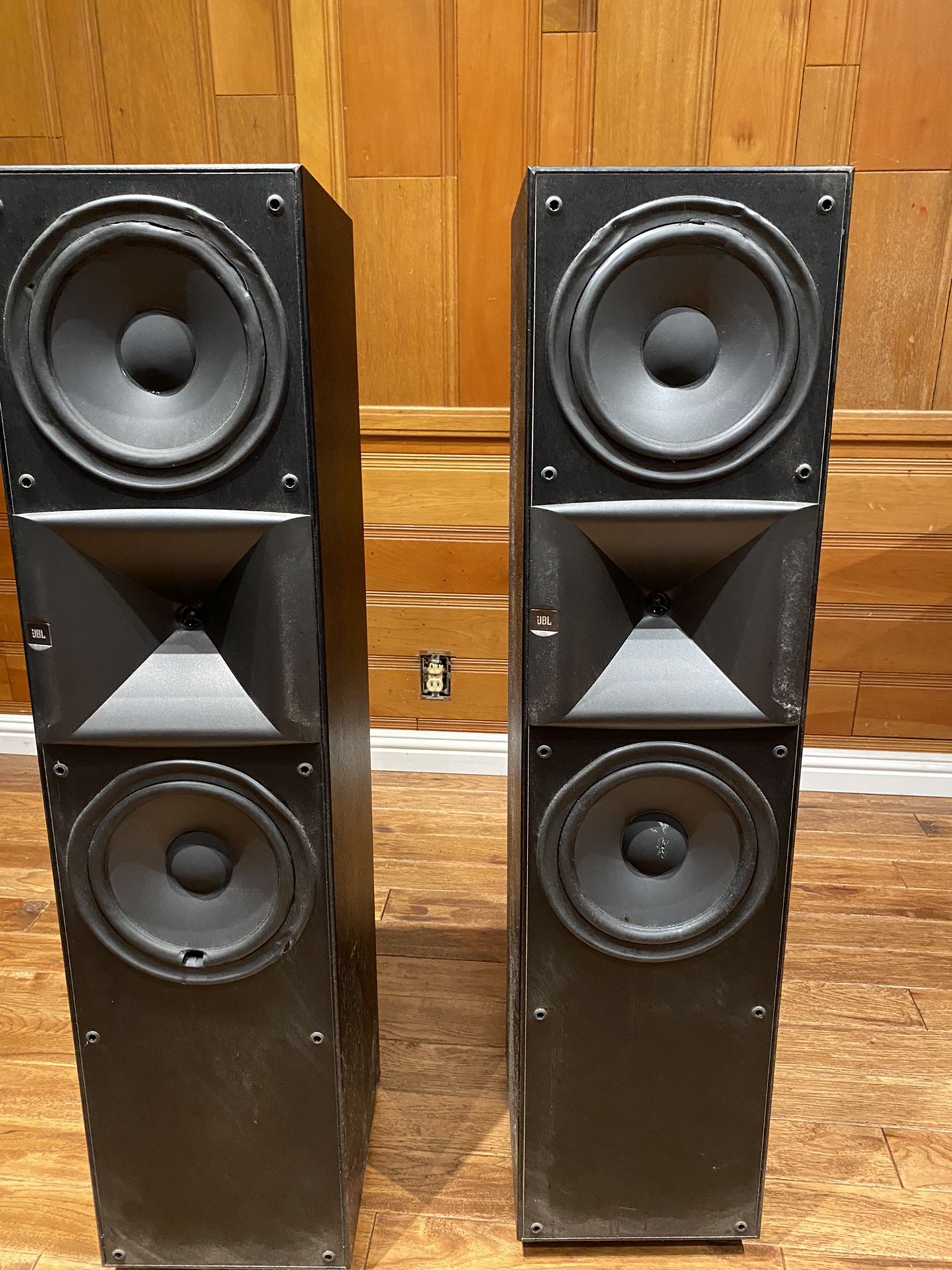 Jbl HLS820