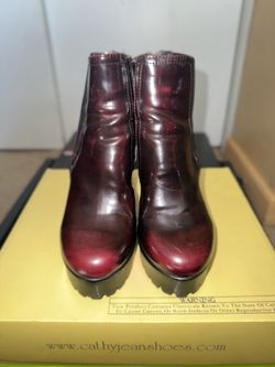 Cathy Jean Burgundy Platform Ankle Boots Women’s Size 8 Block Heel Booties