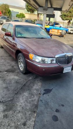 Lincoln Town Car