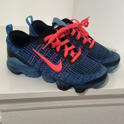Women’s Nike Air Vapormax Flyknit 2 