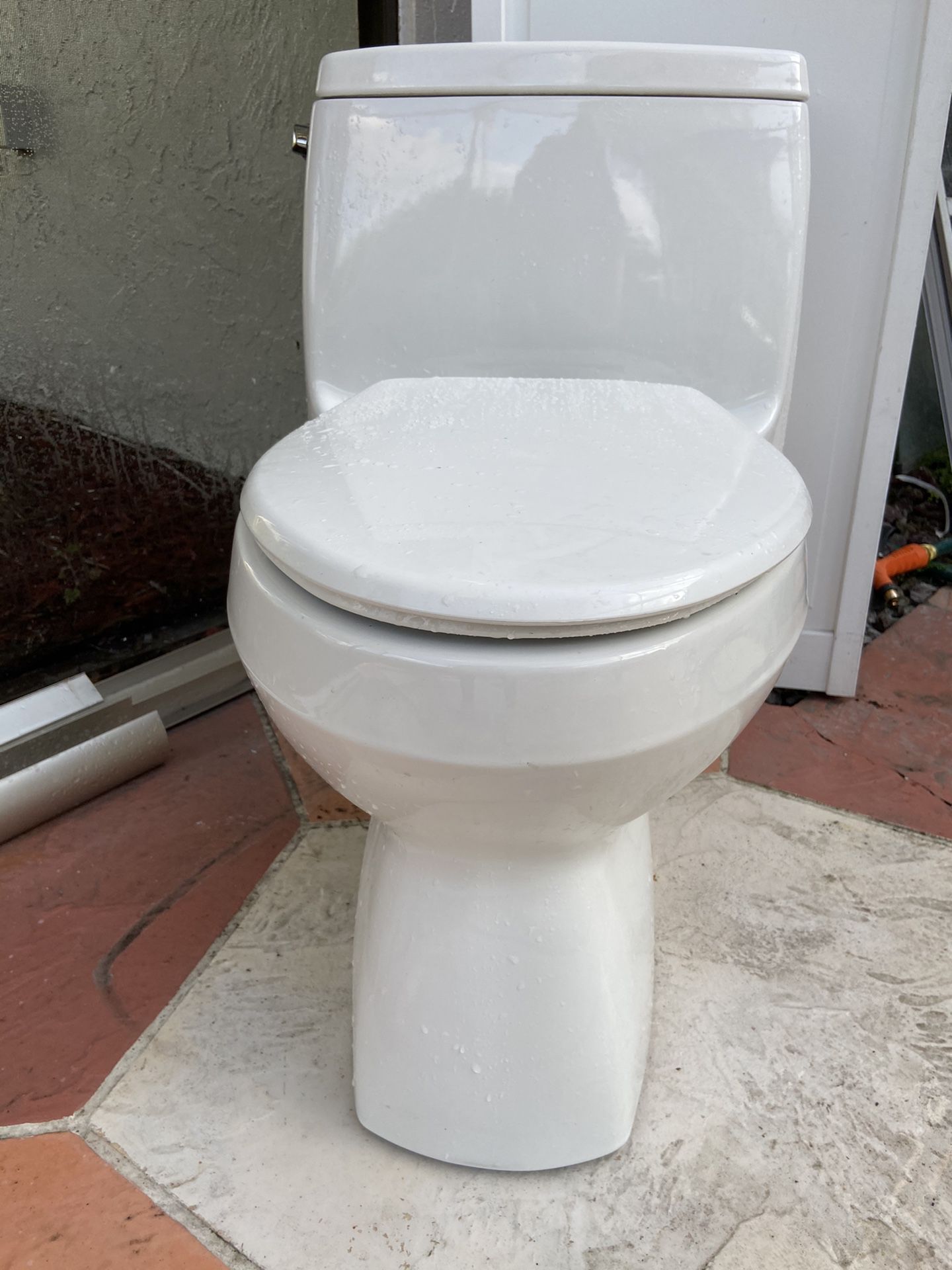 Kohler Santa Rosa 1.6/6 liters per flush toilet