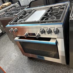 Miele Stainless Steel 36” Gas Range Stove Griddle Open Box