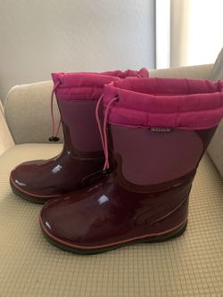 Ugg Snow Boots Size 4