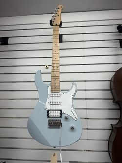 Yamaha PAC112 (WMP015551) 🎸