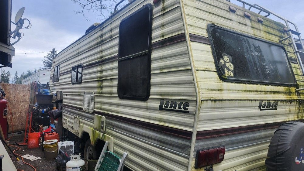 5th Wheel Camper