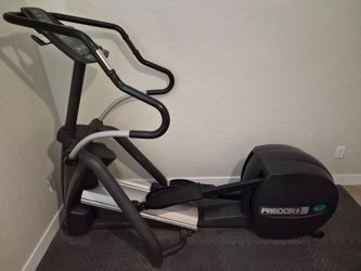 Precor EFX546 elliptical machine