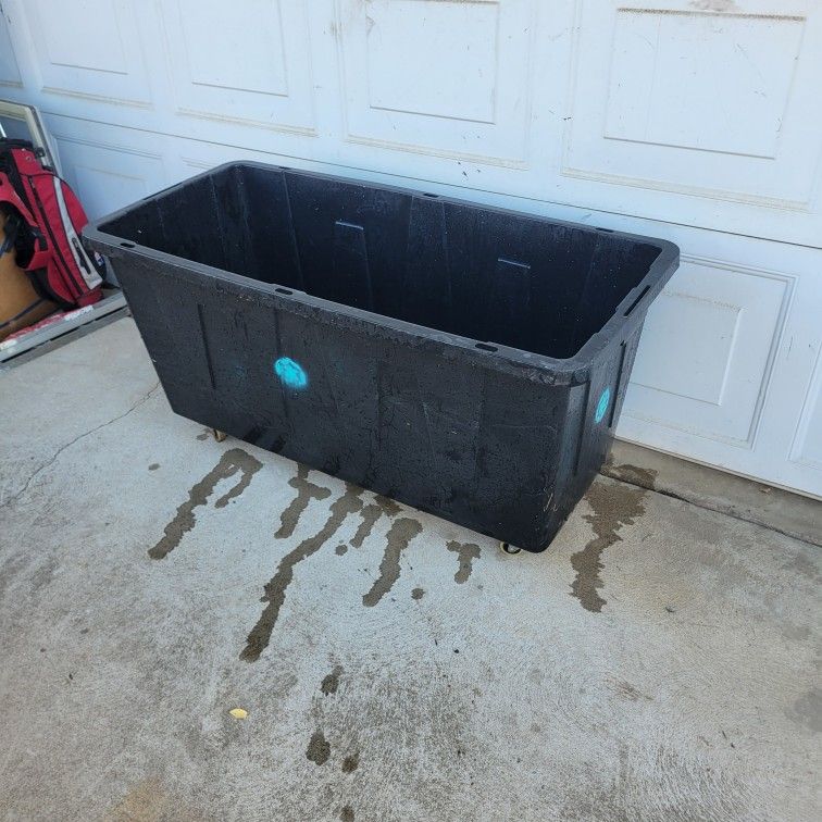 Rolling 4 wheel cart 