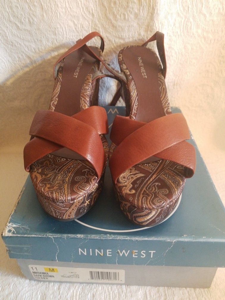 Nine West Leather Wedge Sandals Size 11M