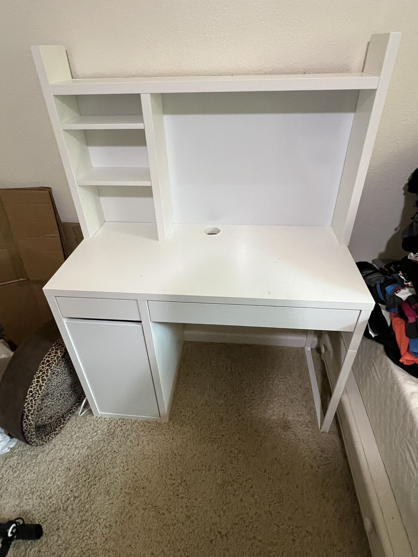 IKEA Desk with Hutch SOLD PENDING PICK UP