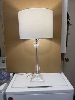 Table Lamp Lucite / Acrylic 29”1/2H in Good Condition $25 Firm on Price