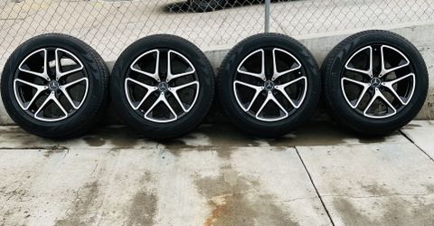 21” OEM Mercedes G Wagon G63  Wheels And Tires 