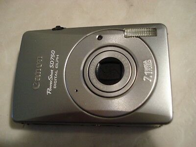 Canon PowerShot Digital ELPH SD750 / Digital IXUS 75 7.1MP