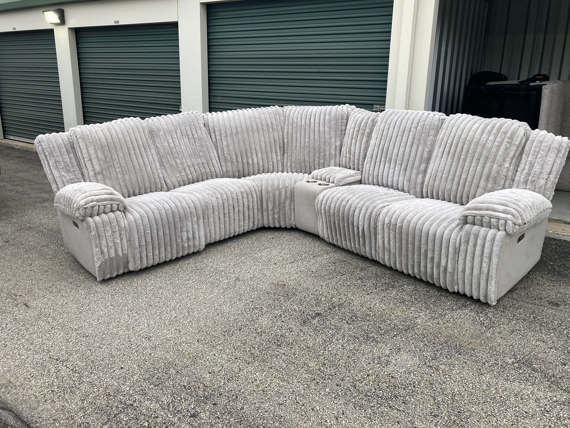 Nice Gray Fluffy Sectional With Recliners on the end Of The Sectional