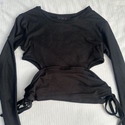 black crop top 