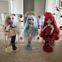 Rainbow High Doll Bundle- 3 Dolls And Big Closet 